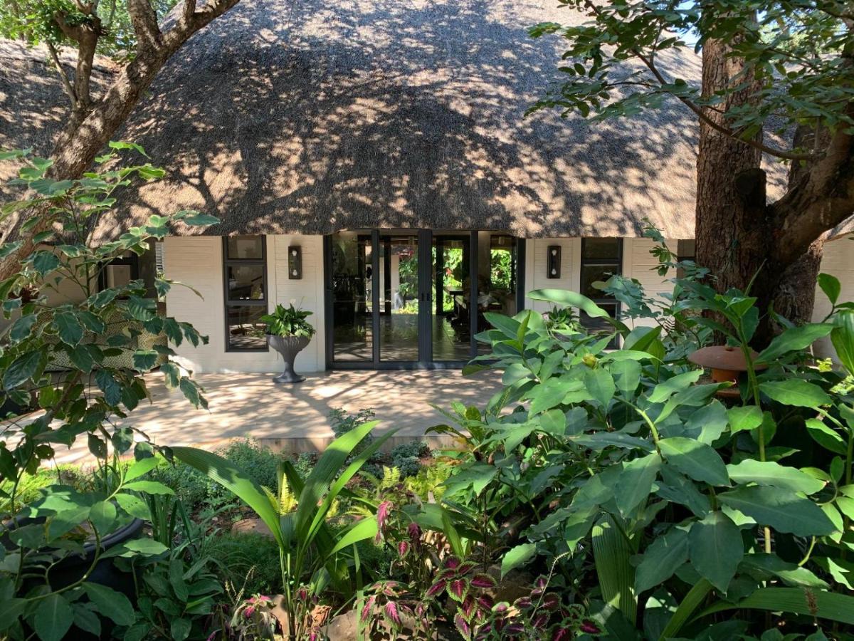 Pamarah Lodge Victoria Falls Kültér fotó